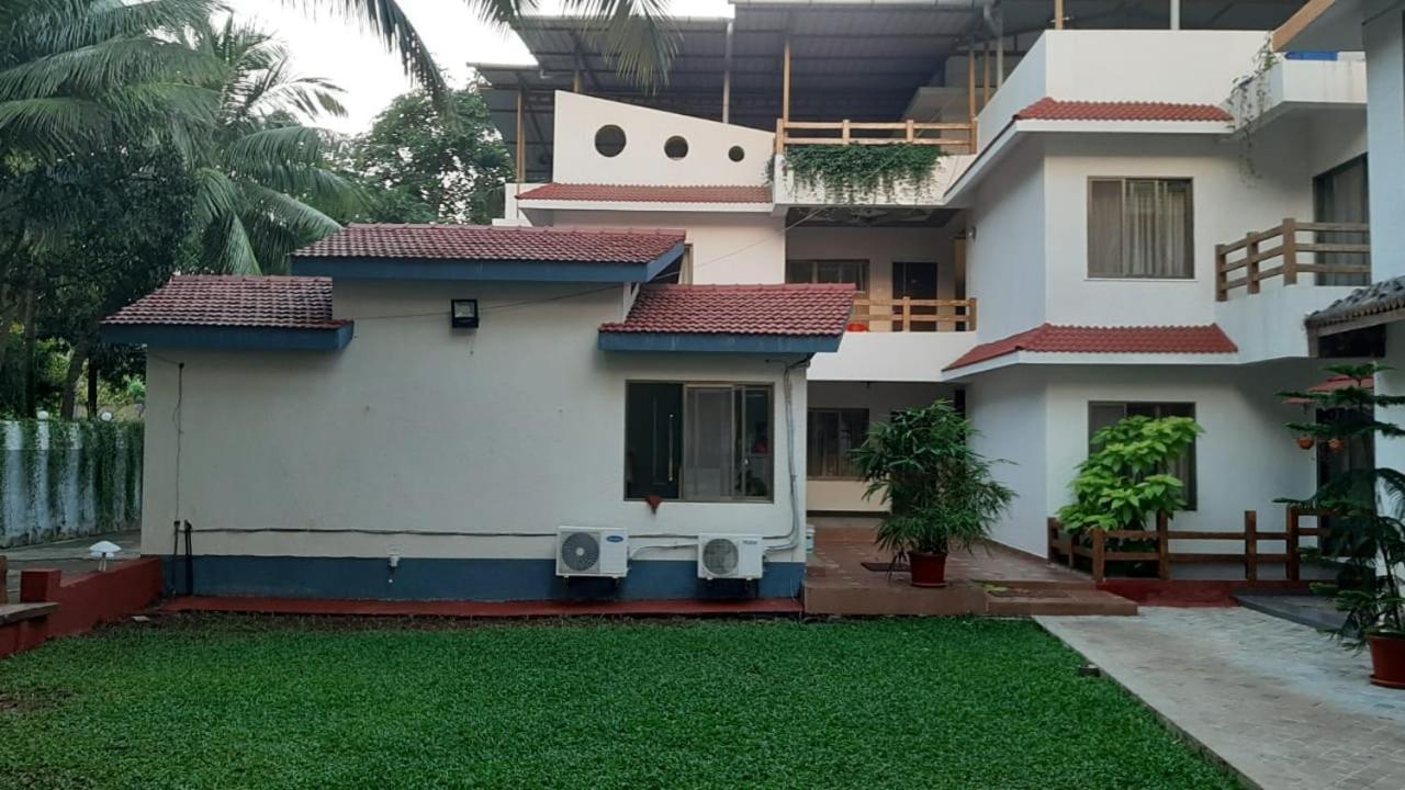 Ruturaj Inn Alibag Bagian luar foto