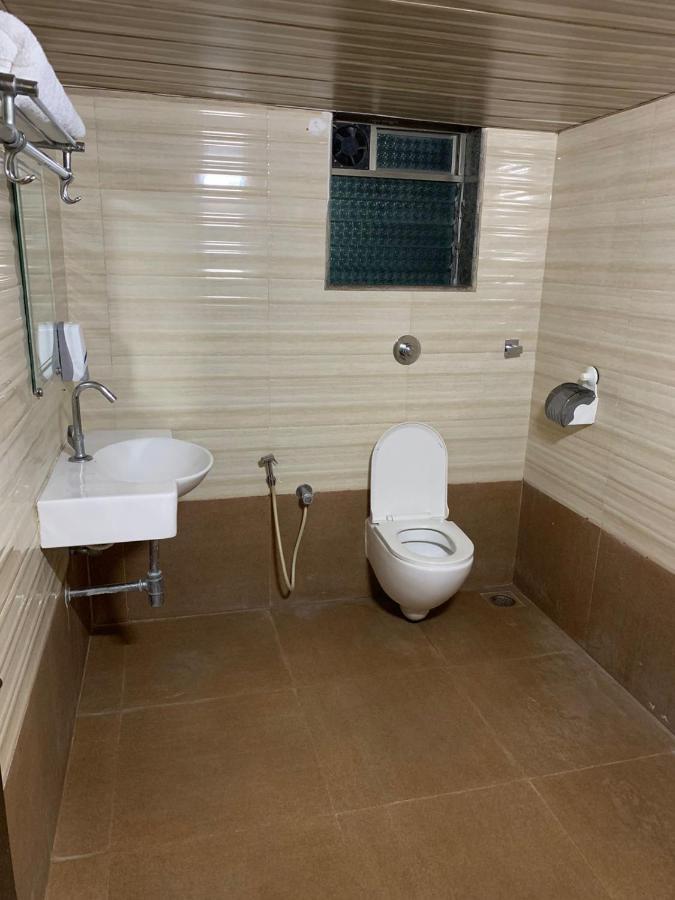 Ruturaj Inn Alibag Bagian luar foto